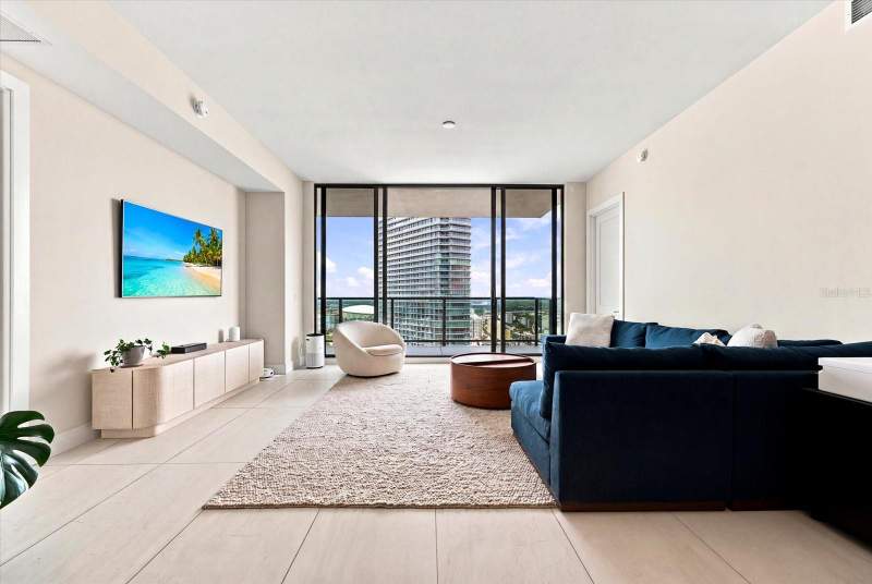 2 bedroom Condominium at 275 1st Avenue #3308, Art House Condo, St Petersburg — photo 5