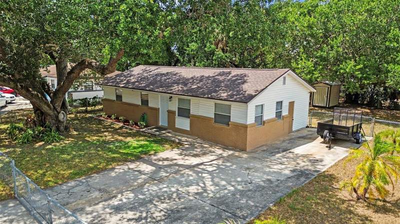 7924 BAHIA AVENUE home for sale in Progress Village