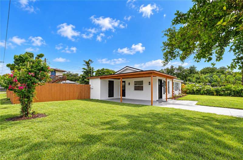 2 bedroom Single Family Residence at 4000 W Wallace Avenue, Gandy Manor 2nd Add, Tampa — photo 5