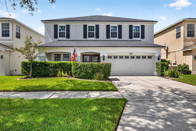 4 bedroom Single Family Residence at 11428 Blue Lilac Avenue, Watson Glen Ph 1, Riverview — photo 2