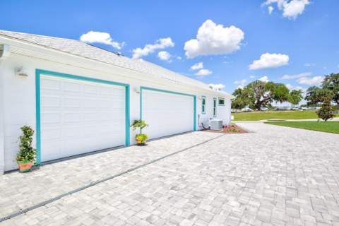 1148 Bahia Honda Key Drive, Lady Lake FL - photo 23 of 42