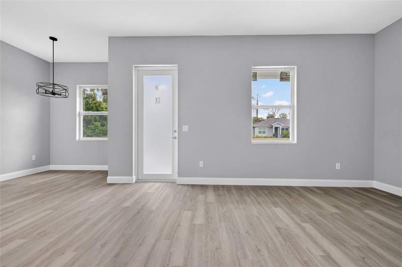 3 bedroom Single Family Residence at 369 Avella Street, Port Charlotte Sec 030, Port Charlotte — photo 4
