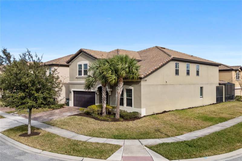1599 LIMA AVENUE home for sale in Windsor At Westside