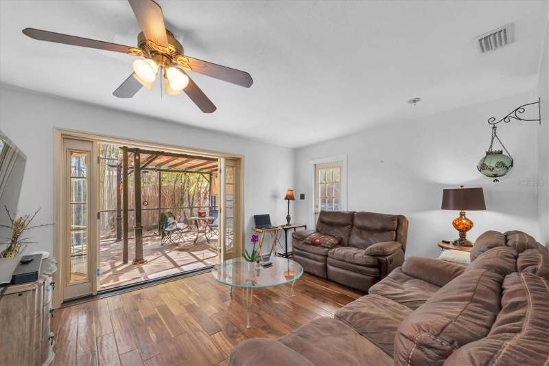 3 bedroom Single Family Residence at 1700 74TH AVENUE, MEADOW LAWN 9TH ADD, ST PETERSBURG — photo 3