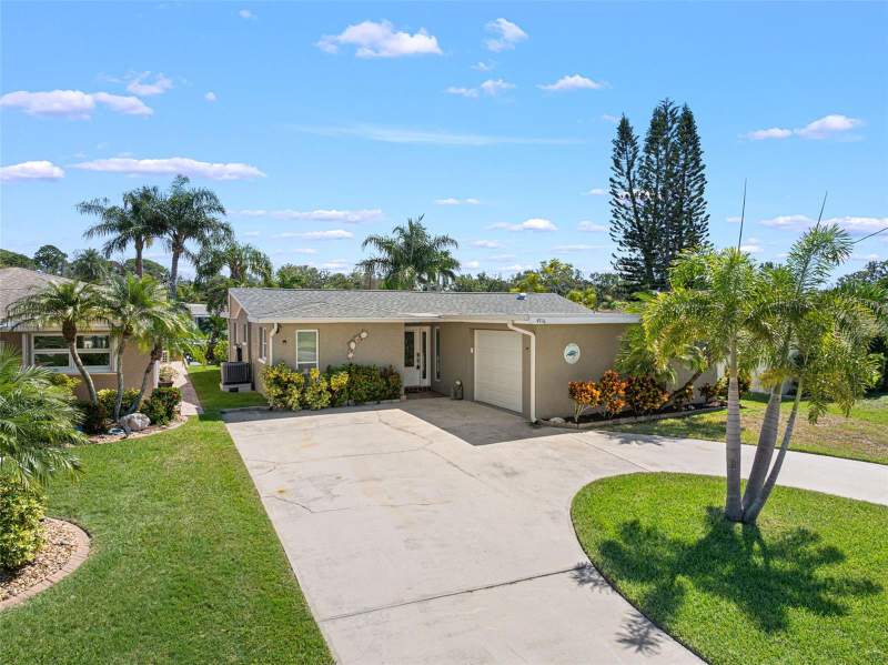 2 bedroom Single Family Residence at 4916 Pompano Drive, Flor A Mar, New Port Richey — photo 2