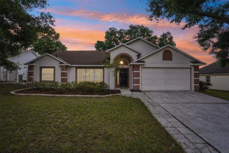 4 bedroom Single Family Residence at 2596 Alclobe Circle, Silver Bend, Ocoee — photo 2