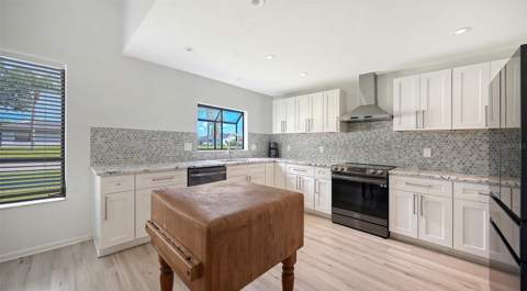 5744 Augusta Circle, Sarasota FL - photo 16 of 50
