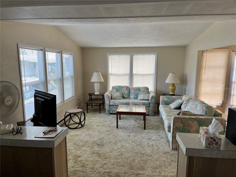 2 bedroom Mobile Home at 11128 102nd Way #225, Lake Seminole Resort North M/H Unrec, Largo — photo 3