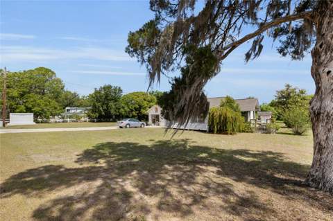 5223 Eagles Nest Road, Fruitland Park FL - photo 15 of 41