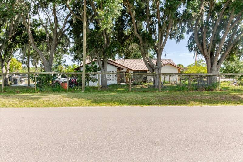 4 bedroom Single Family Residence at 11109 Sumner Road, Unplatted, Wimauma — photo 5