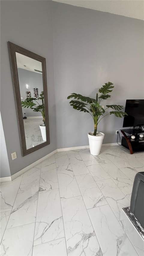 952 Clear Creek Circle, Clermont FL - photo 6 of 6