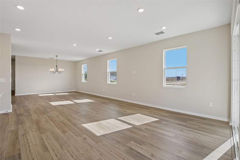 3 bedroom Single Family Residence at 5969 FRESH FLORA DRIVE, BERRY BAY PHASE 6 VILLAGE T, WIMAUMA — photo 4