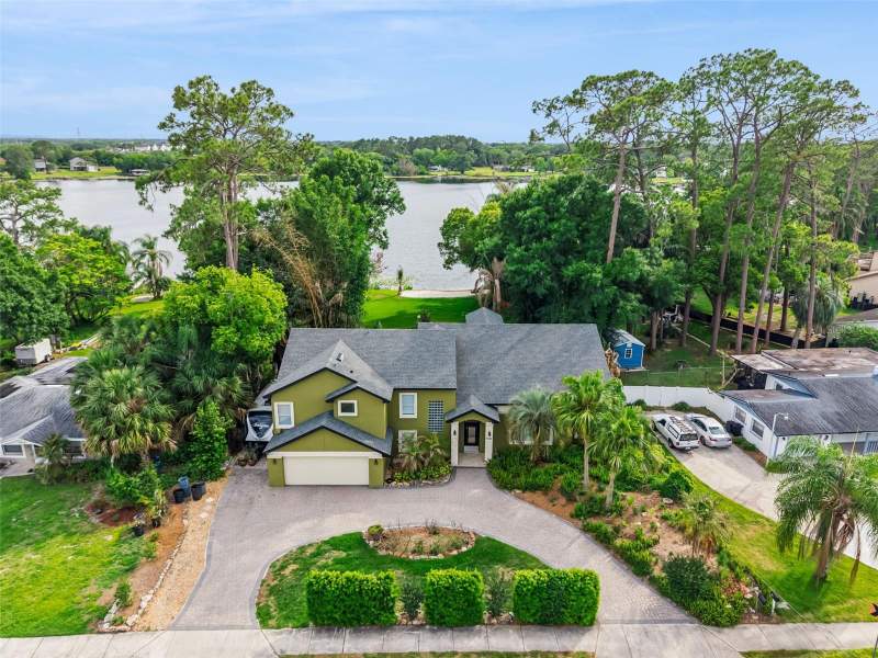 4 bedroom Single Family Residence at 9642 Bear Lake Road, J L Hills Little Bear Lake Sub, Apopka — photo 2