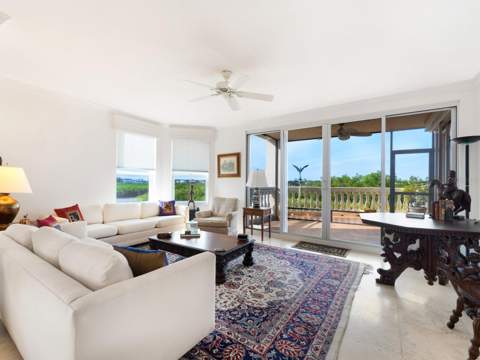 5430 Eagles Point Circle #101, Sarasota FL - photo 14 of 59