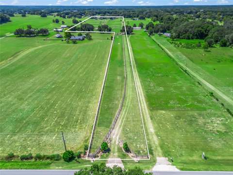 15600 SE 47th Avenue, Summerfield FL - photo 8 of 50