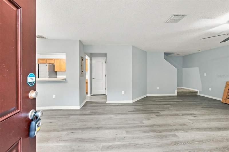 3 bedroom Townhouse at 37640 Aaralyn Road, Eiland Park Twnhms, Zephyrhills — photo 2