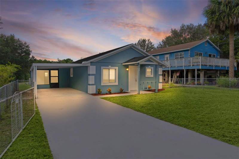 31128 LOCHMORE CIRCLE home for sale in Mount Plymouth