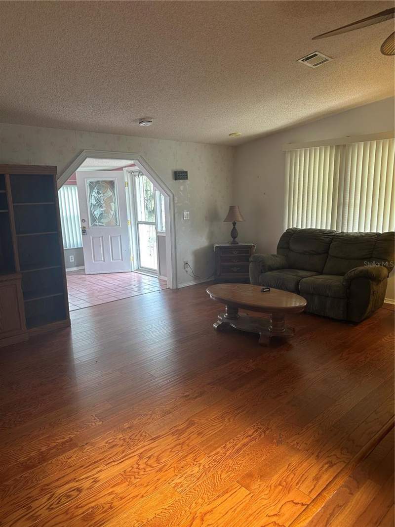 3 bedroom Manufactured Home at 907 Orchid Street, The Villages, Lady Lake — photo 5