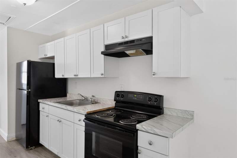 5 bedroom Single Family Residence at 1635 Ravenall Avenue, Richmond Heights, Orlando — photo 5