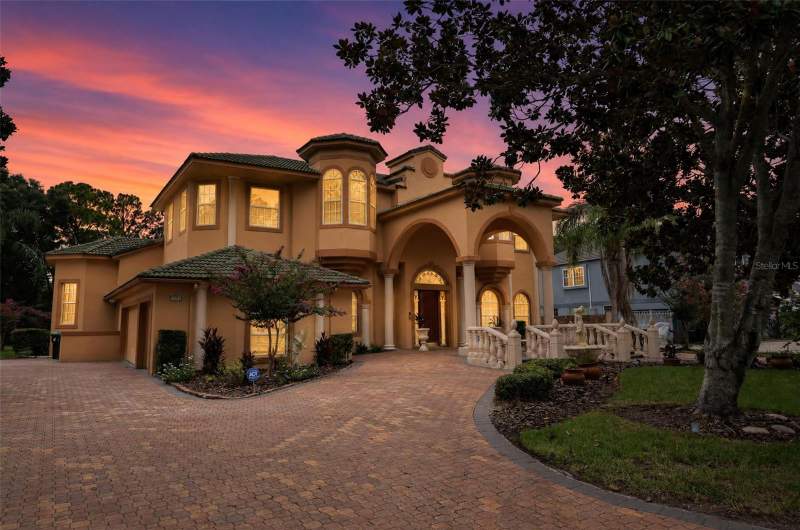 7957 S PARK PLACE home for sale in South Bay