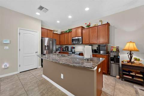 10411 Red Carpet Court, Riverview FL - photo 7 of 60
