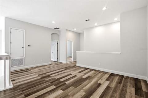2555 Sand Arbor Circle, Orlando FL - photo 24 of 44