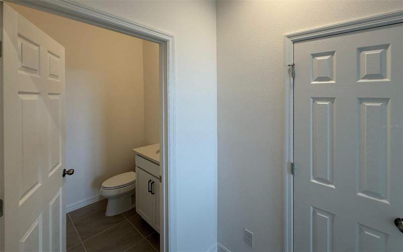4 bedroom Single Family Residence at 6708 Spotted Eagle Loop, Eagletail Landing-Phase 2, Howey In The Hills — photo 5