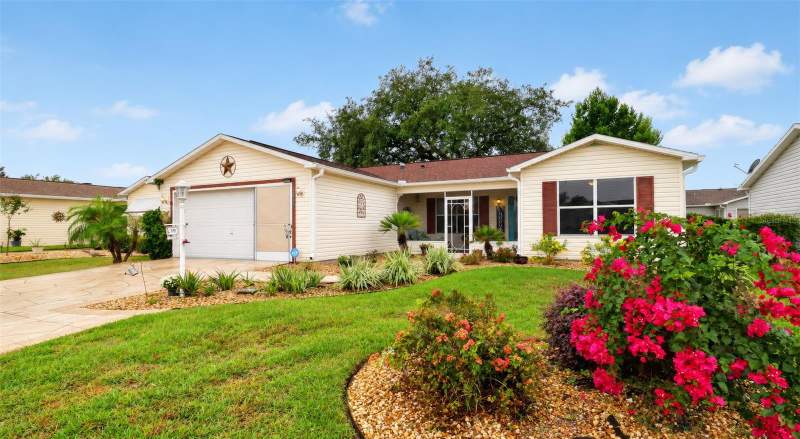 3 bedroom Single Family Residence at 2795 Privada Drive, The Villages, The Villages — photo 2