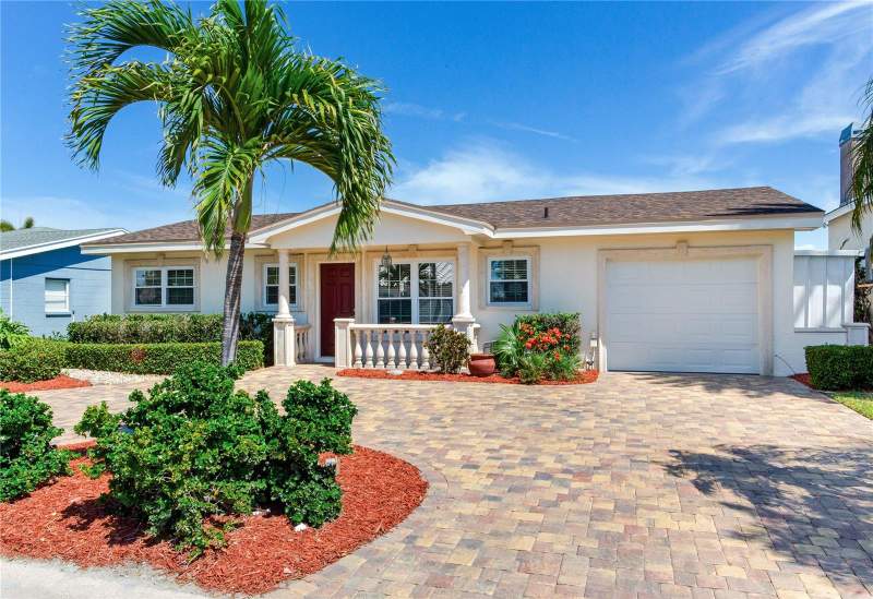 4 bedroom Single Family Residence at 324 173rd Avenue, Sunray Beach Homes, North Redington Beach — photo 5