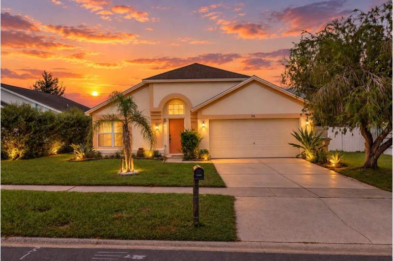 2974 VISCOUNT CIRCLE home for sale in Lindfields