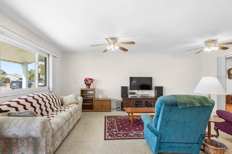 3 bedroom Single Family Residence at 1001 Augusta Drive, Del Webbs Sun City Florida Un, Sun City Center — photo 5