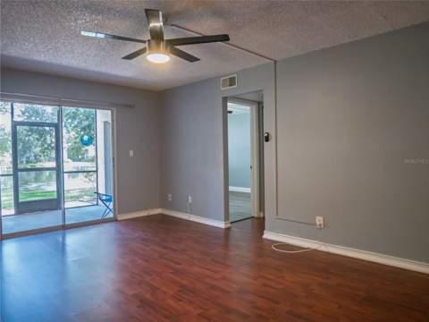 11201 122nd Avenue #105, Largo FL - photo 9 of 39