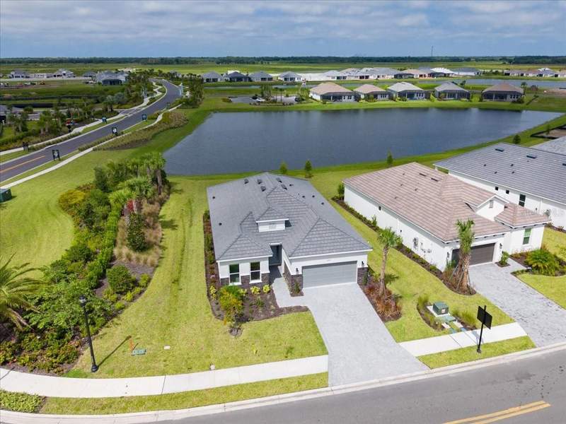 2 bedroom Single Family Residence at 13705 Iona Avenue, Esplanade At Coasterra, Palmetto — photo 2