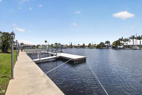 3640 Harborview Court, New Port Richey FL - photo 6 of 95