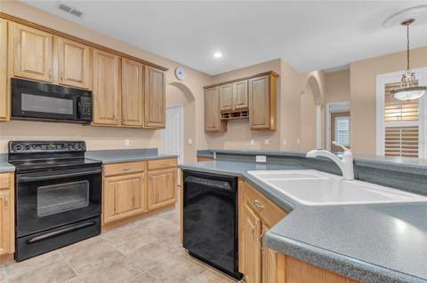2672 Aloma Oaks Drive, Oviedo FL - photo 12 of 45