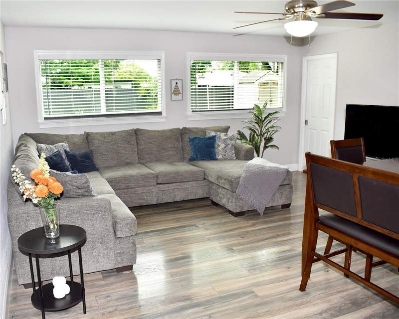 4 bedroom Single Family Residence at 110 Royal Palms, Meadow Lake Sub Lot 45, Largo — photo 3