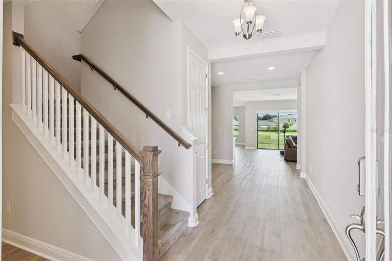 4 bedroom Single Family Residence at 14825 Paddock Pond Avenue, Hinton Hawkstone Ph 1A1, Lithia — photo 5