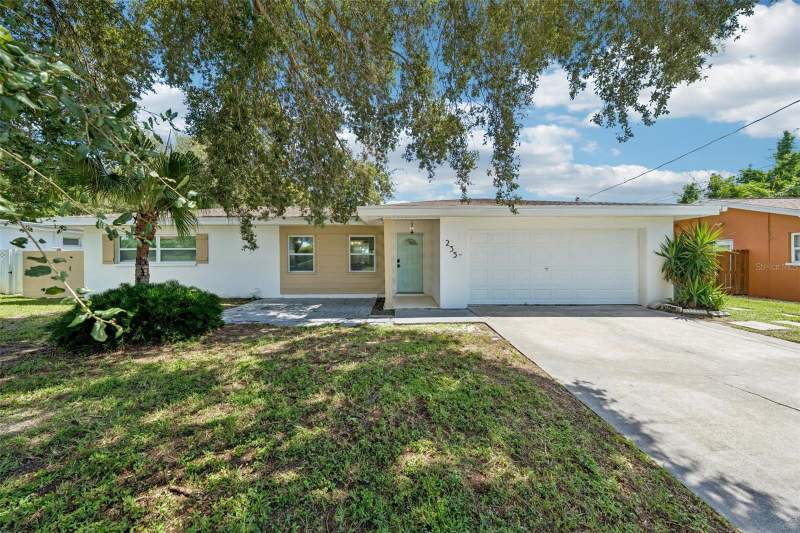 235 OVERBROOK DRIVE home for sale in Belleair Manor