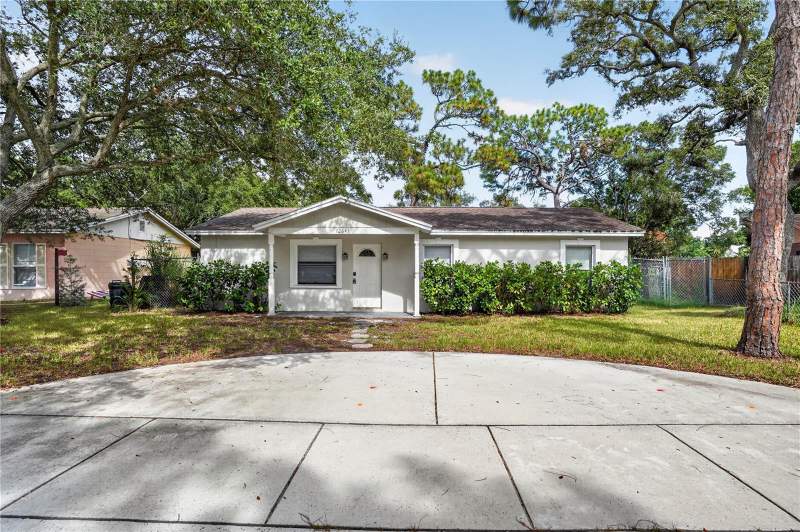 3 bedroom Single Family Residence at 12641 116th Lane, Martin Terrace 1st Add, Seminole — photo 2