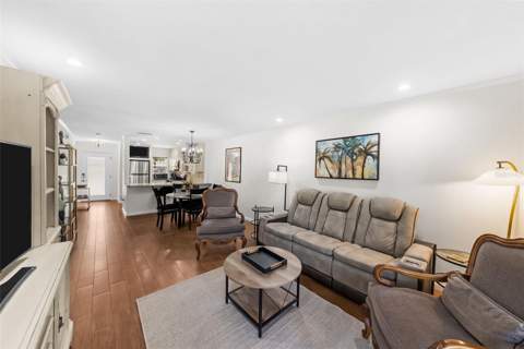 3810 Oak Drive #N11, Tampa FL - photo 6 of 6