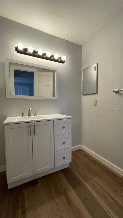 4225 Thornbriar Lane #201, Orlando FL - photo 17 of 28