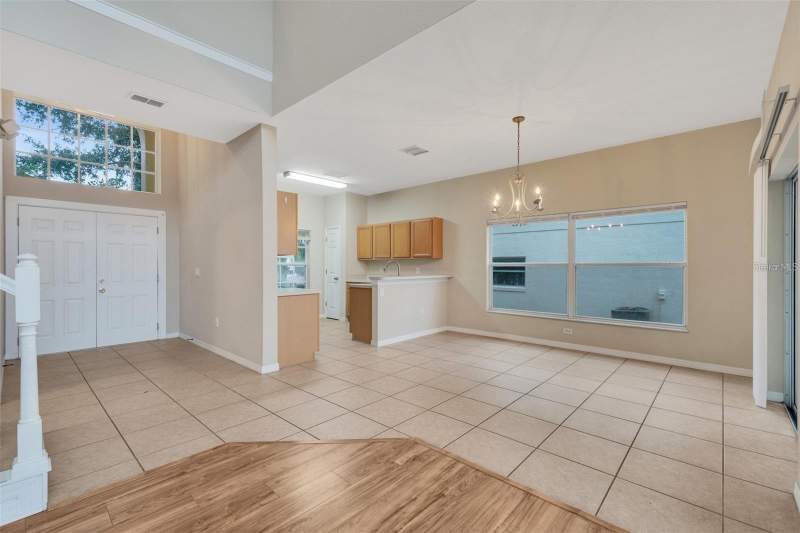 5 bedroom Single Family Residence at 318 Windsor Place, Abbey At West Haven, Davenport — photo 4
