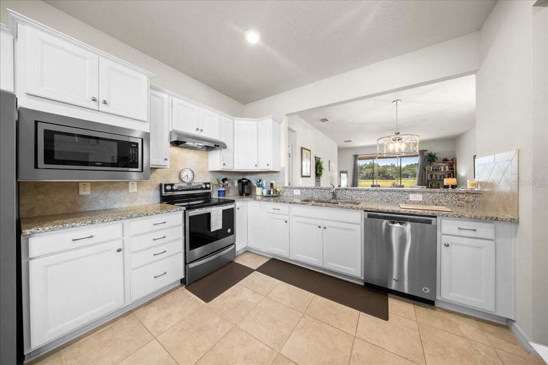 2 bedroom Single Family Residence at 9645 SW 63rd Loop, Stone Creek Del Webb, Ocala — photo 3