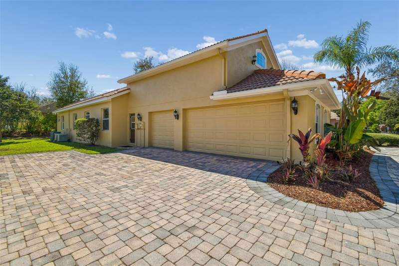 4 bedroom Single Family Residence at 614 Vintage Way, Vineyards, Brandon — photo 4