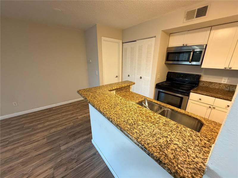 1 bedroom Condominium at 5128 Conroy Road #725, Residences/Millenia, Orlando — photo 4