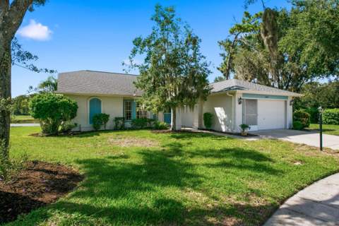 6639 Sun Point Court, New Port Richey FL - photo 21 of 67