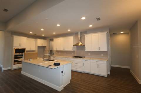 3555 Wolves Creek Place, Apopka FL - photo 6 of 6