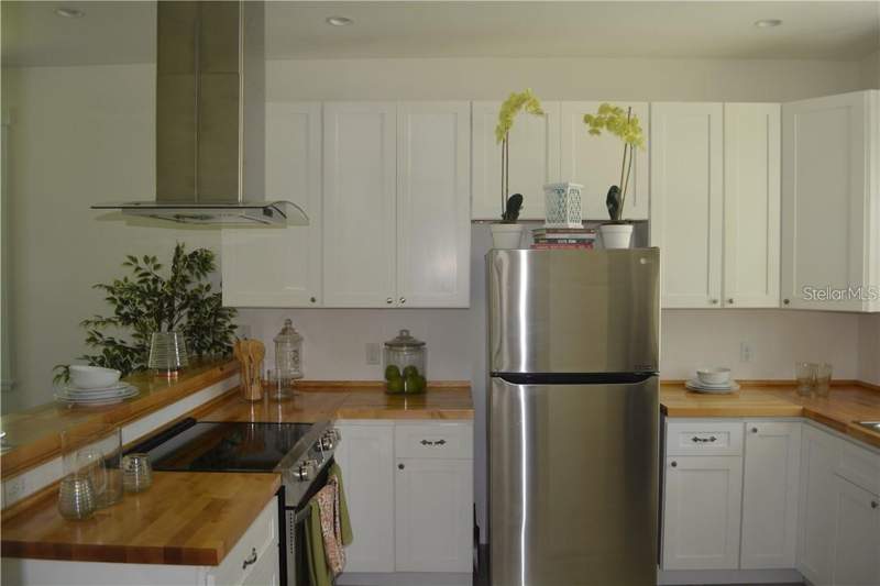 2 bedroom Single Family Residence at 2221 Sipes Avenue Avenue, Midway Packards 1st Add To Midway, Sanford — photo 4