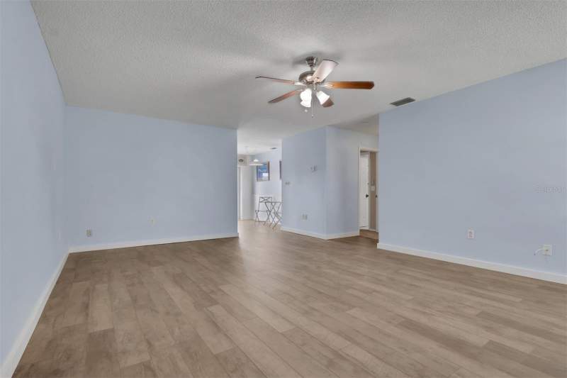 2 bedroom Condominium at 180 Cypress Way #C218, Palm Crest Villas Unit II, Naples — photo 5