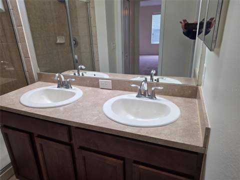 3158 Rodrick Circle, Orlando FL - photo 9 of 17